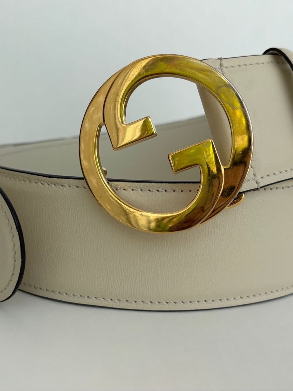 Gucci Cream Leather Belt with Gold Double G Buckle